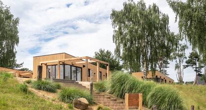 Luxury Lodge With Beach View