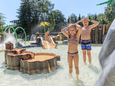 Atmospheric Glamping Tent With Bathroom in Nature