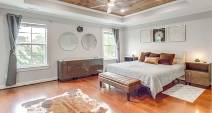 Modern Virginia Beach Retreat in Resort District!