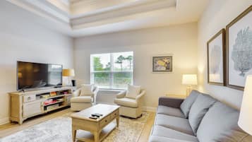 House (4 Bedrooms) | Front of property