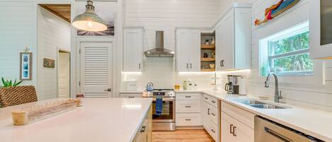 Cottage (2 Bedrooms) | Interior