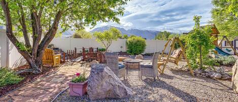 Apartment (2 Bedrooms) | Front of property