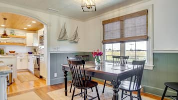 Cottage (4 Bedrooms) | Interior