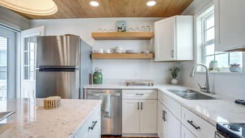 Cottage (4 Bedrooms) | Interior