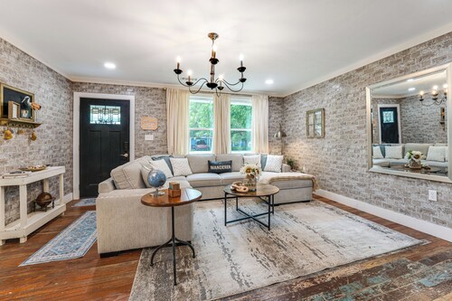 Walk to Boat Ramp: Newly Remodeled Seadrift Home!