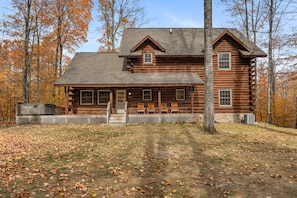 Exterior - Ski-In/Ski-Out Chalet at the Top of The Highlands! (Harbor Springs)