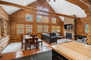 TV, fireplace
