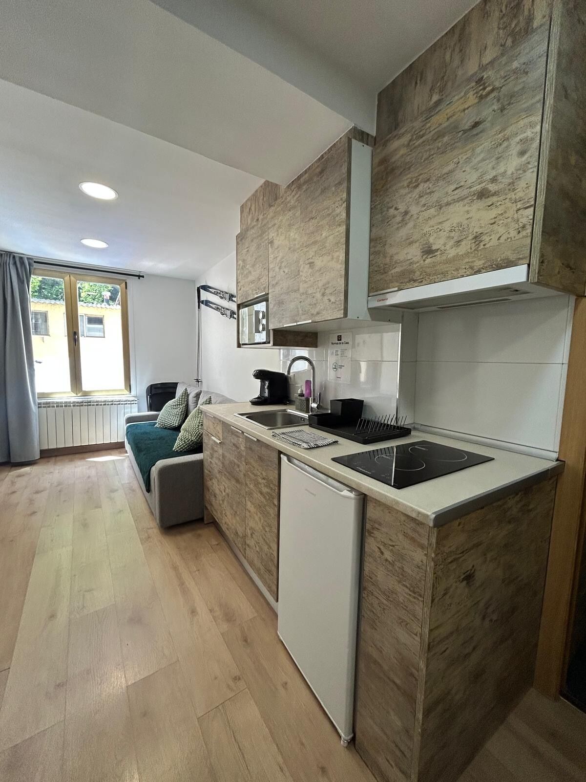 Family Apartment, Mountain View | Private kitchen | Fridge, microwave, stovetop, espresso maker