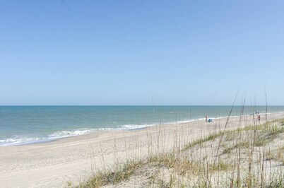 Sea Ya Later: Adorable one bedroom duplex in Kure Beach