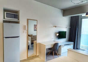 Estúdio superluxo | 1 quarto, escrivaninha, espaço de trabalho para notebook