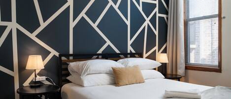 2 makuuhuonetta, työpöytä, silitysrauta/-lauta, ilmainen Wi-Fi