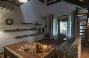 Dining - Le Fornaci - Apartment with pool (Latereto)