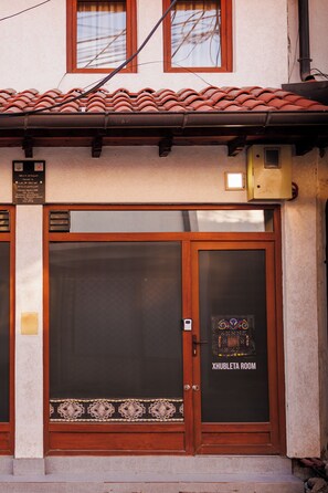 Exterior - Xhubleta Room - Old Bazaar (Pec)