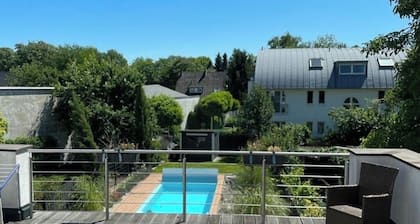 Villa mit pool