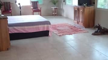 1 kamar tidur, Wi-Fi gratis, dan seprai linen