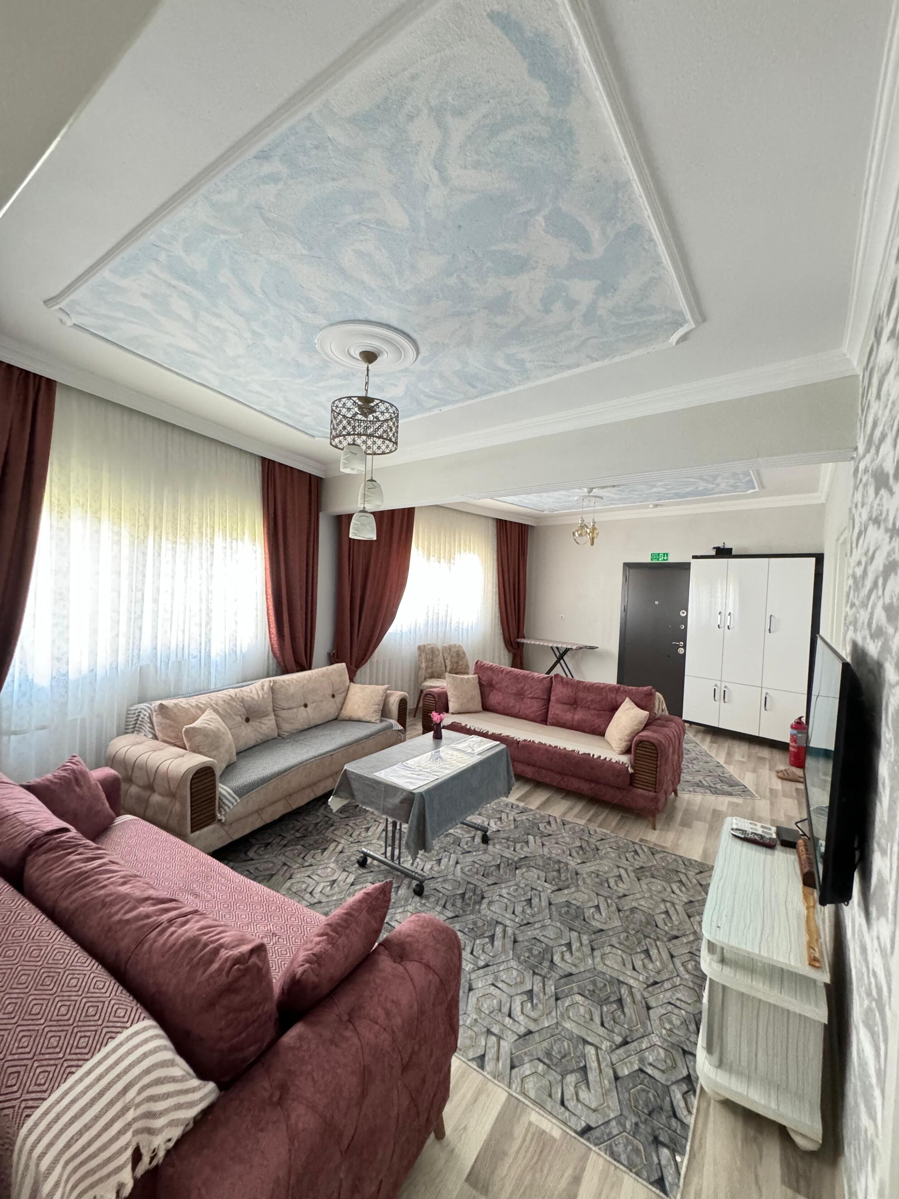 Standard House, 2 Bedrooms, Mountain View | Living area