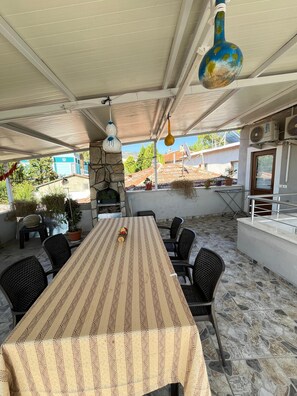 標準獨棟房屋, 2 間臥室, 山景 | 露台/庭院