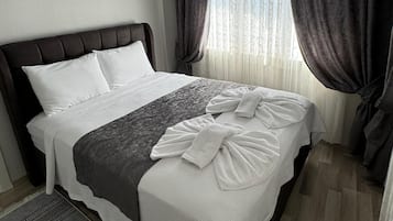 Standard House, 2 Bedrooms, Mountain View | 2 bedrooms, Egyptian cotton sheets, premium bedding, in-room safe