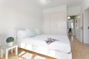 3 bedrooms, free WiFi, bed sheets