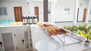 Restaurant - Hôtel Camille (Nguekhokhe)