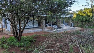 Romantisches Bungalow, Gartenblick