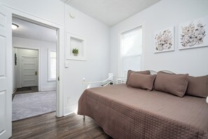 3 dormitoris, planxa i posts de planxar, wifi gratuïta i roba de llit 