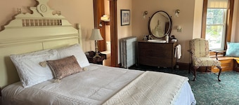 Meredith Inn