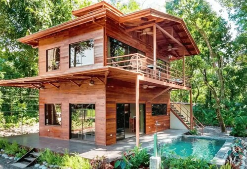 Casa Dharma Bum, Walk to Beach, Surf and Relax!