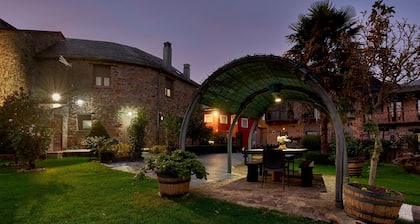 Casa Rural Abuelo Jose dans El Bierzo â Piscine PrivĂ©e, Montagne et Ski