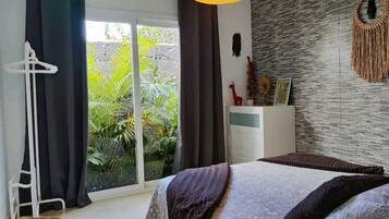 1 bedroom, iron/ironing board, free WiFi, bed sheets