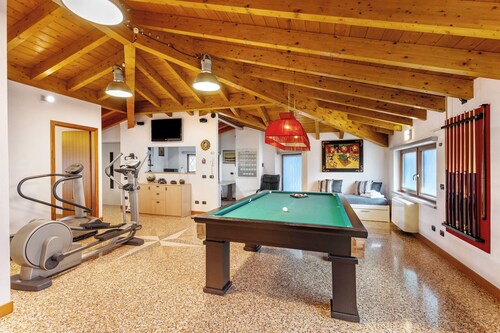 Holiday Home 'Villa Garda Lake' with Private Garden, Wi-Fi and Air Conditioning