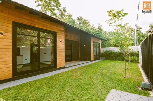 Luxurious self check-in private Villa near the Airport