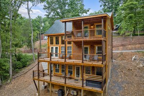Exterior - Made For Every Mountain Vacationers Dream (SEVIERVILLE)