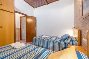 2 chambres, Wi-Fi gratuit, draps fournis