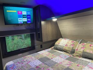 1 bedroom, iron/ironing board, bed sheets
