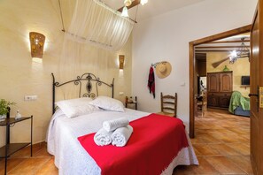 3 habitaciones, wifi gratis y ropa de cama