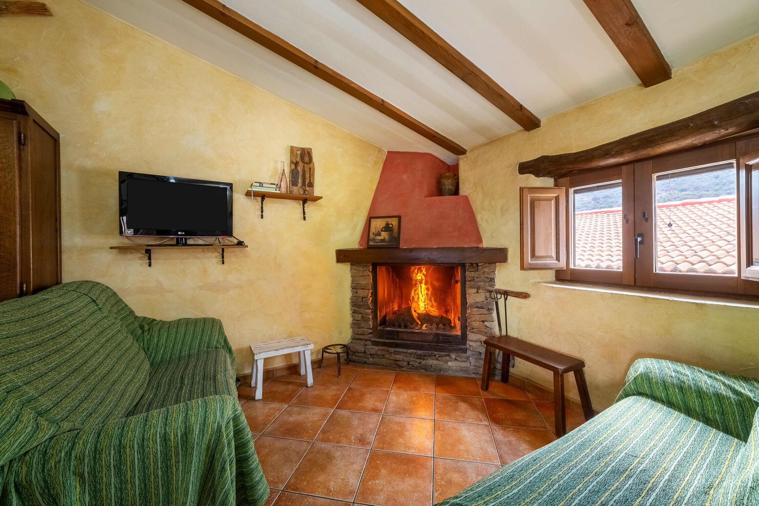 Maison De Vacances 'Casa Rural Albaida' Avec Vue Sur La Montagne, Piscine Partagée Et Wi-fi - Bacares