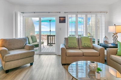 ✨Stunning Beachfront 3BR with Immaculate Views - Largo Mar 106✨