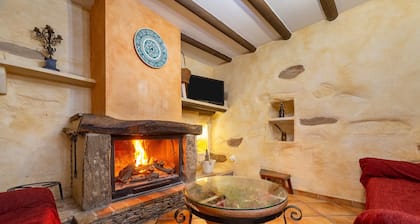 Ferienhaus 'Casa Rural La Curiosa' mit Bergblick, Gemeinschaftspool und WLAN