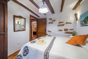 3 chambres, Wi-Fi gratuit, draps fournis