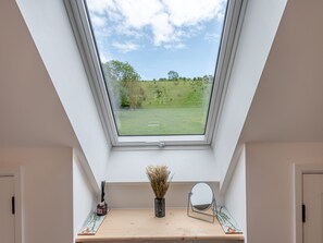 Interior - 2 bedroom accommodation in Pitton near Salisbury (Pitton near Salisbury)