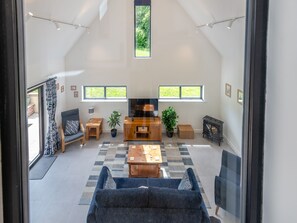 Living area - 2 bedroom accommodation in Pitton near Salisbury (Pitton near Salisbury)