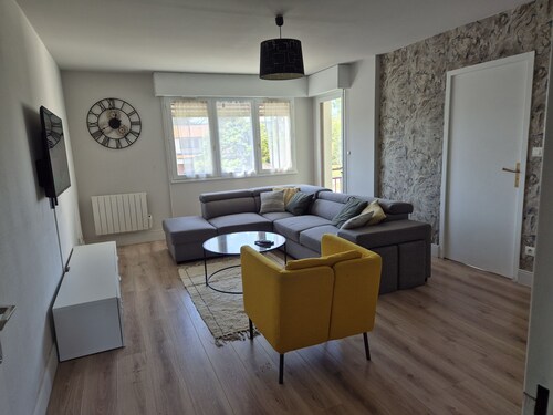 Appartement spacieux avec balcon