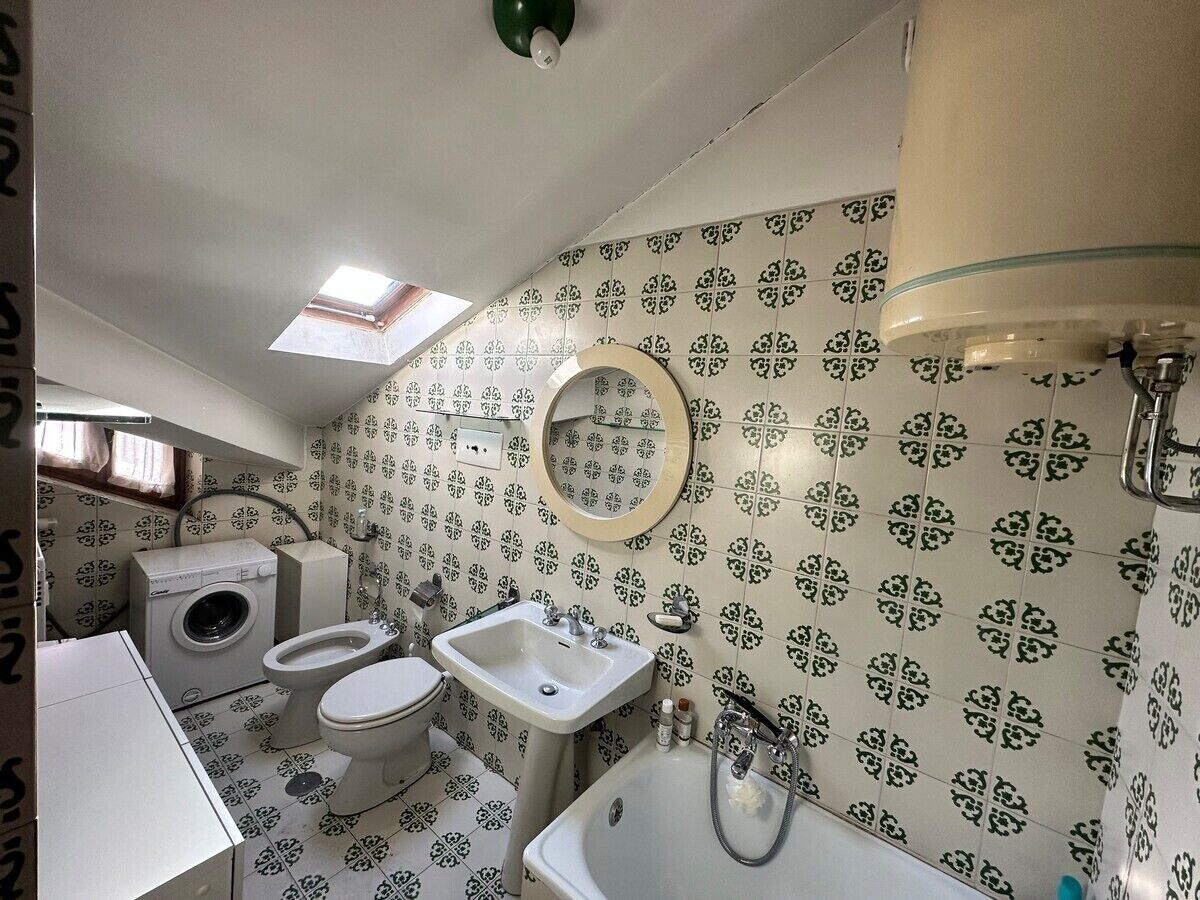 淋浴设施、吹风机、毛巾