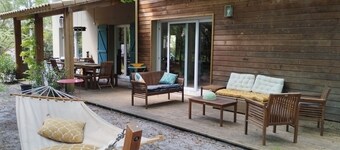 La Villa Varanguaise Lacanau Site Boisé Exceptionnel, au Bord du lac !