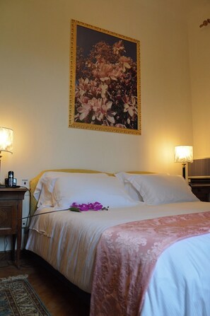 4 camere, Wi-Fi, lenzuola