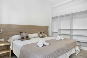 1 bedroom, free WiFi, bed sheets, wheelchair access - Apartment 'Apartamento Guzmán A' with Private Terrace, Wi-Fi and Air Conditioning (Barbate)