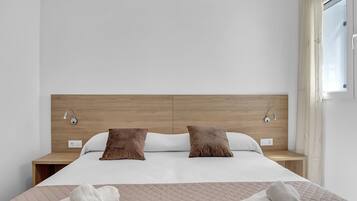 1 makuuhuone, silitysrauta/-lauta, ilmainen Wi-Fi, vuodevaatteet