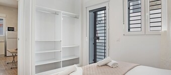 Apartment 'Apartamento Guzmán C' with Private Terrace, Wi-Fi and Air Conditioning