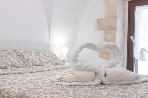 Apartment 'Il Giardino' with Private Terrace, Private Garden and Wi-Fi